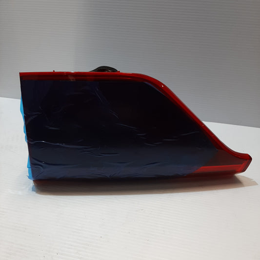 Genuine Right Rear Combination Lamp - Kia Sportage 2015-2018 | 92406D9010