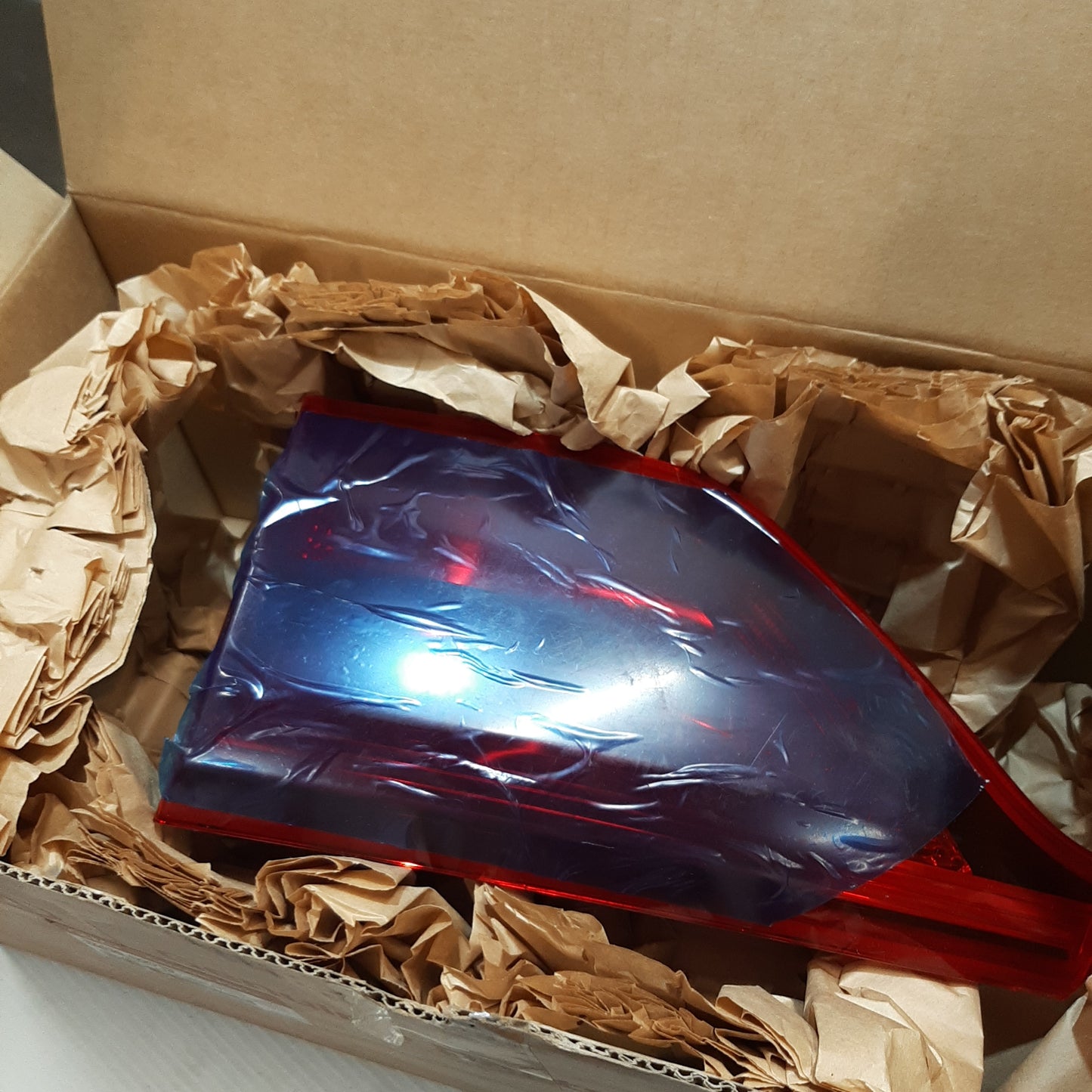 Genuine Right Rear Combination Lamp - Kia Sportage 2015-2018 | 92406D9010