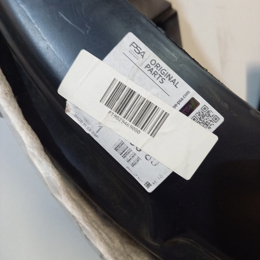 Genuine Peugeot Mudguard | 9829469080