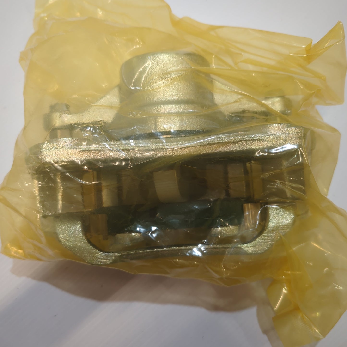 Genuine Front Right Brake Caliper - Kia Ceed 2006-2012 | 581301H000