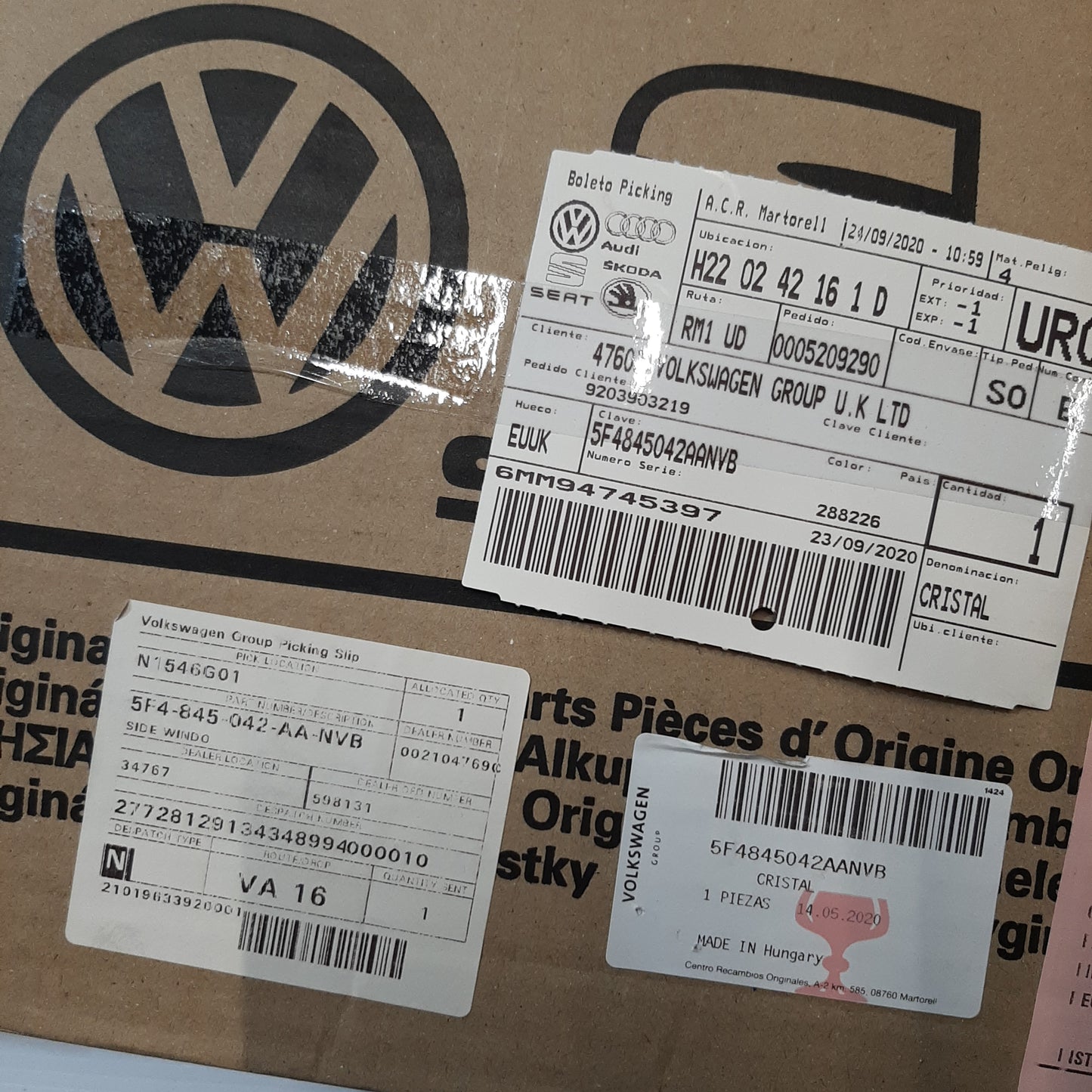 Genuine Right Rear Tinted Side Window - SEAT Leon 2017-2020 | 5F4845042AANVB