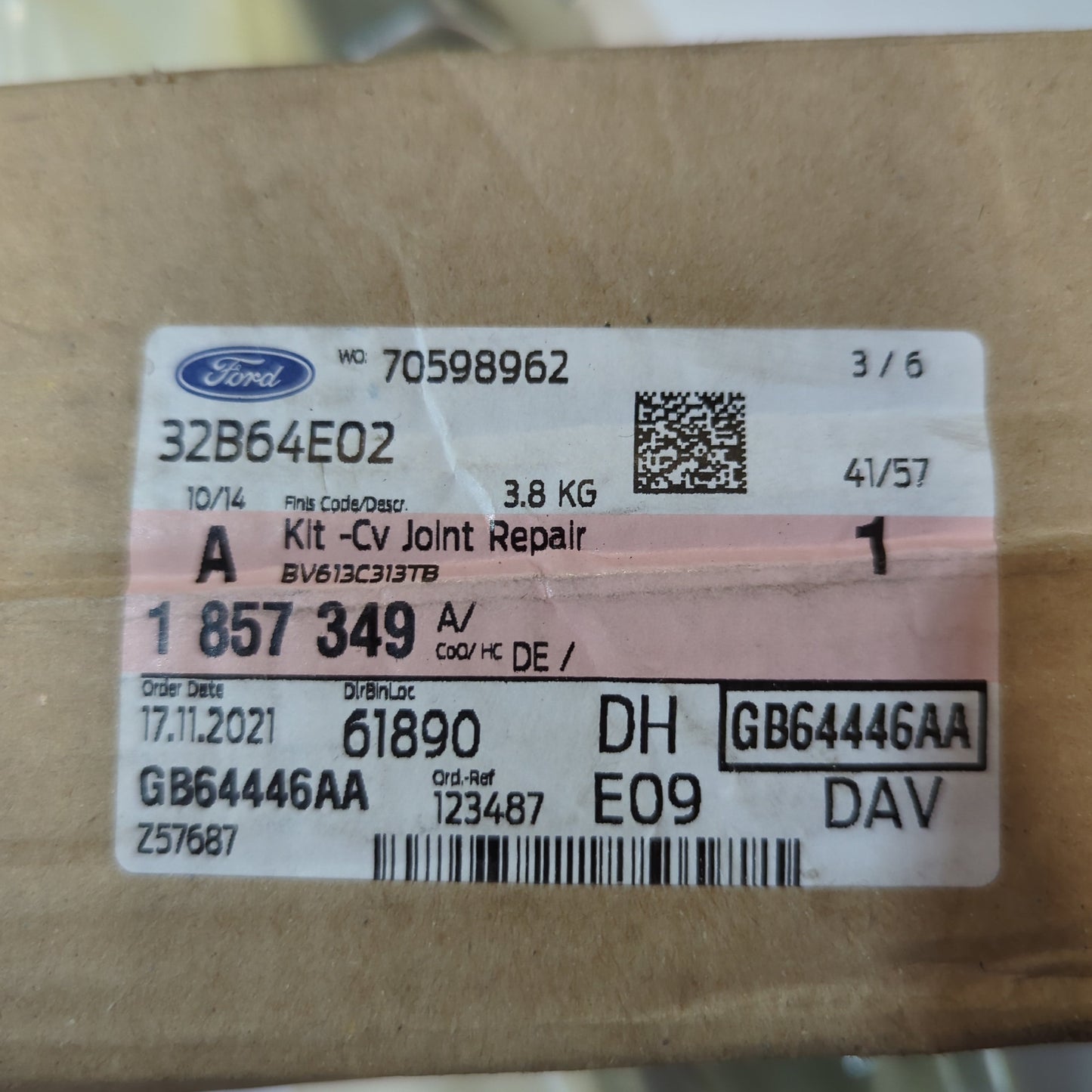 Genuine Front Right Joint Repair Kit - Ford Focus 2010-2018 | 1857349