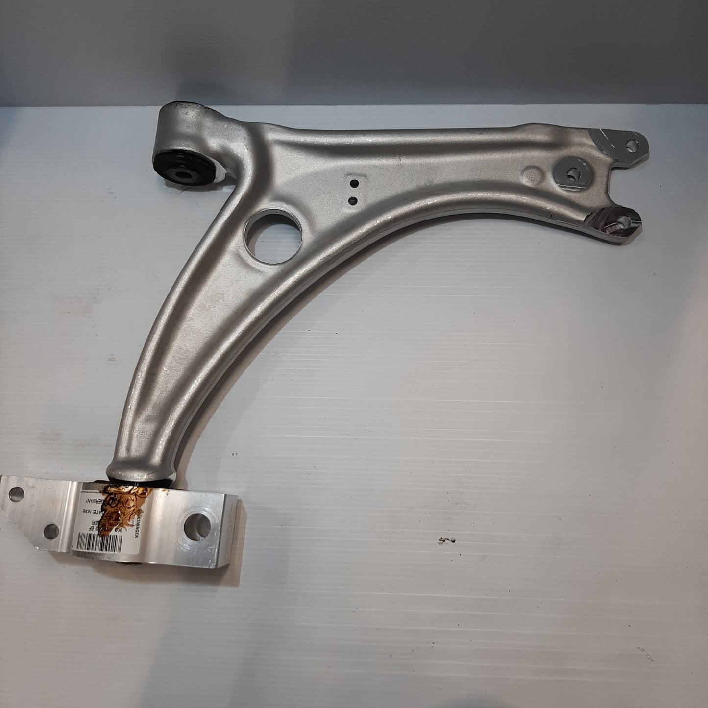 Genuine Front Right Suspension Arm - SEAT Leon / Altea / Toledo | 1K0407152BF