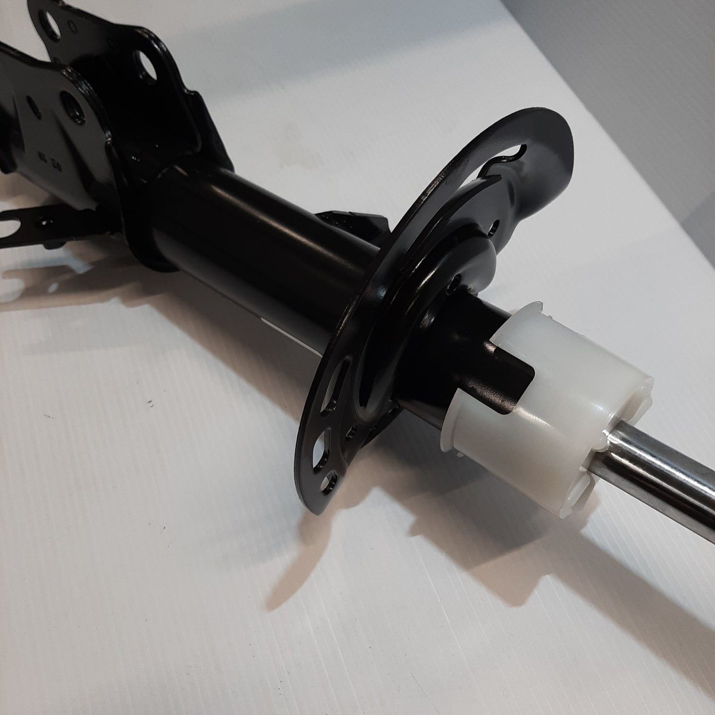 Genuine Front Right Shock Absorber - Ford Mondeo 2007-2022 | 2199646