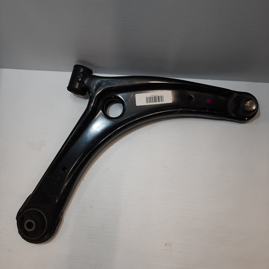 Genuine Mitsubishi Arm Assy,Fr Susp,Lwr Rh | 4013A544