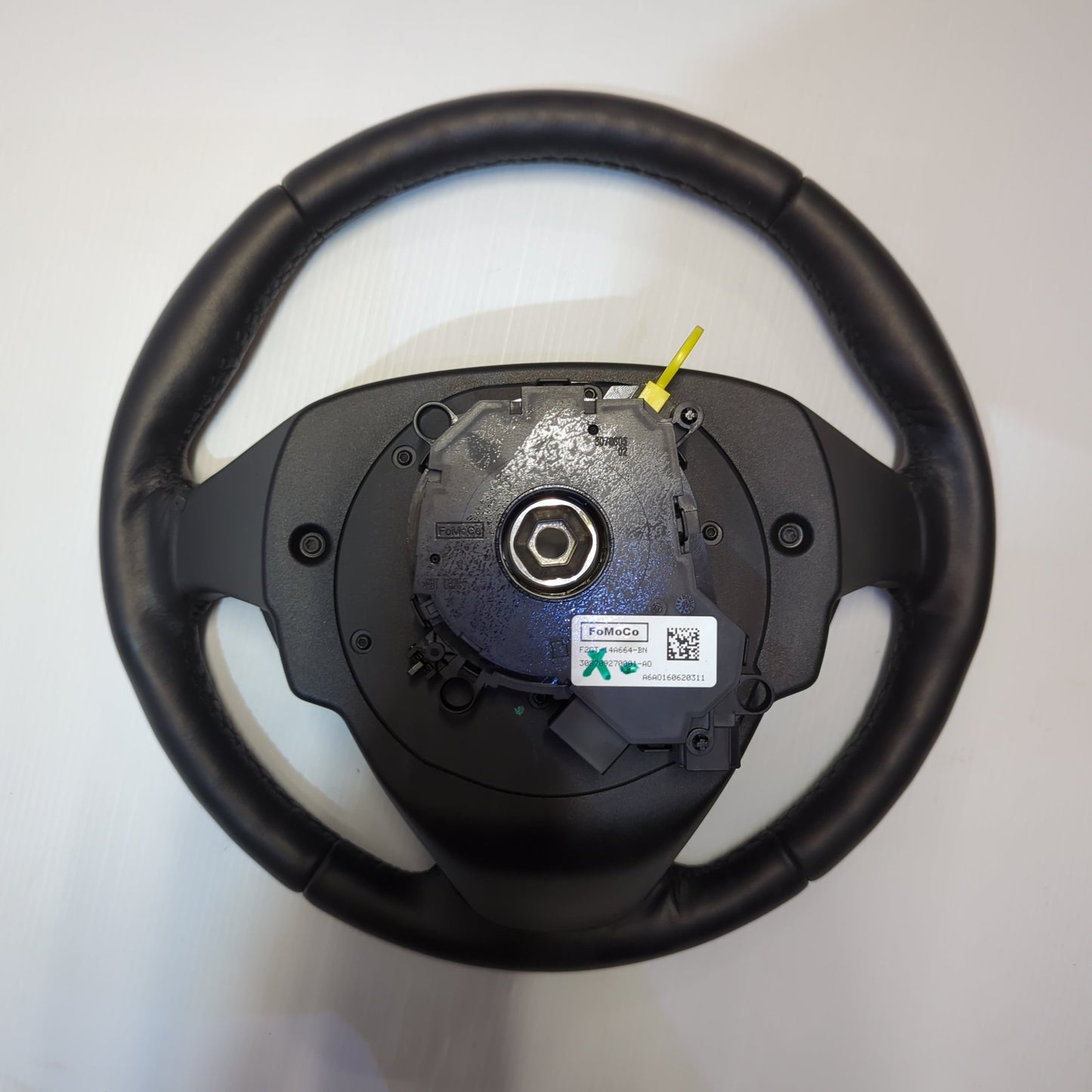 Genuine Steering Wheel Assembly - Ford Mondeo Mk5 | 2256112