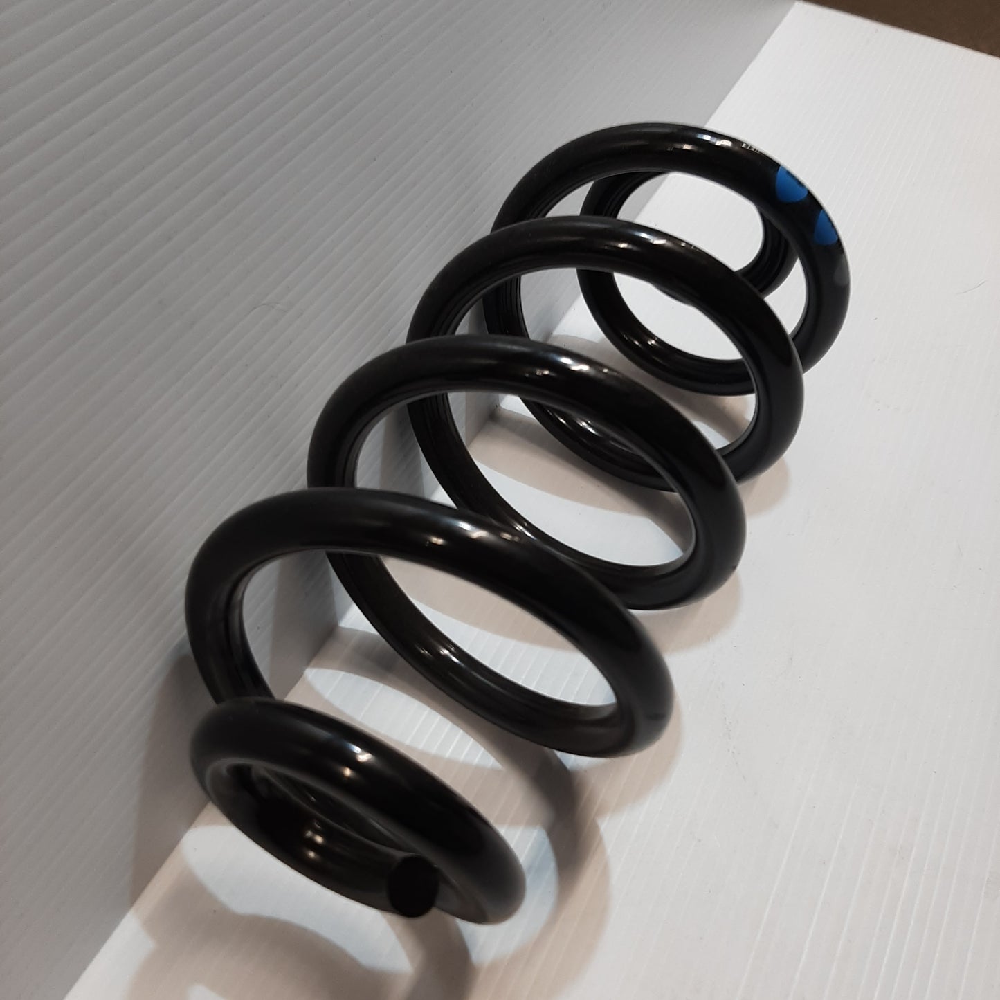 Genuine Rear Suspension Spring - SEAT Exeo 2009-2014 | 8E0511115FJ