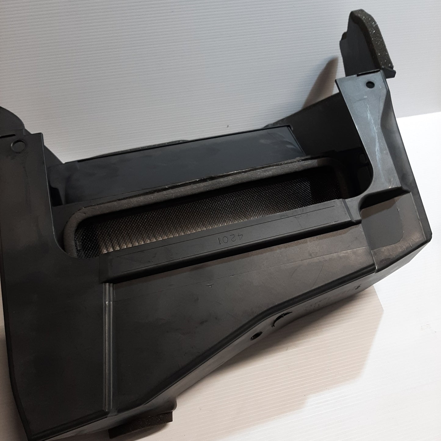 Genuine Dash Fresh Air Inlet - Chrysler 300 2008-2010 | K04806295AC