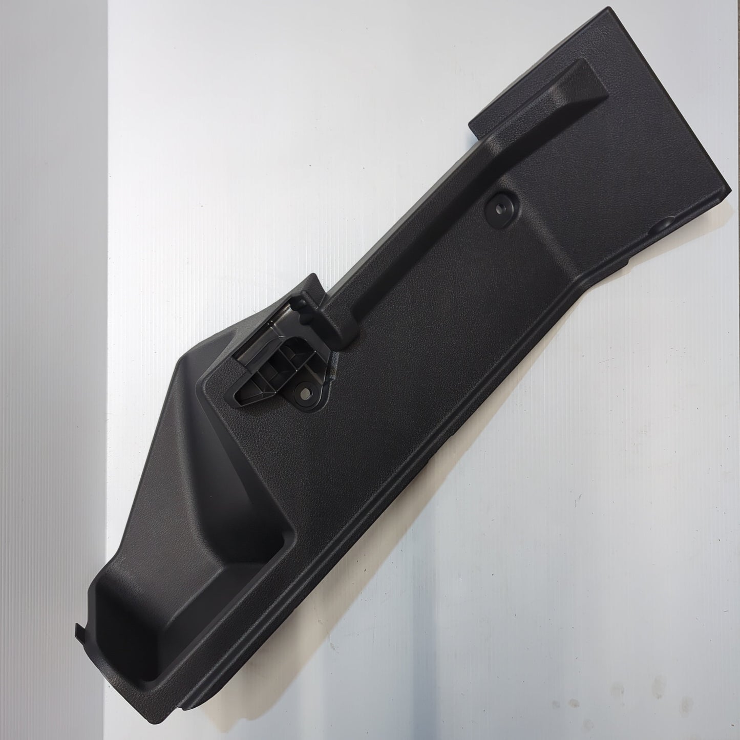 Genuine Nissan Finisher-Luggag | 849416UA0A