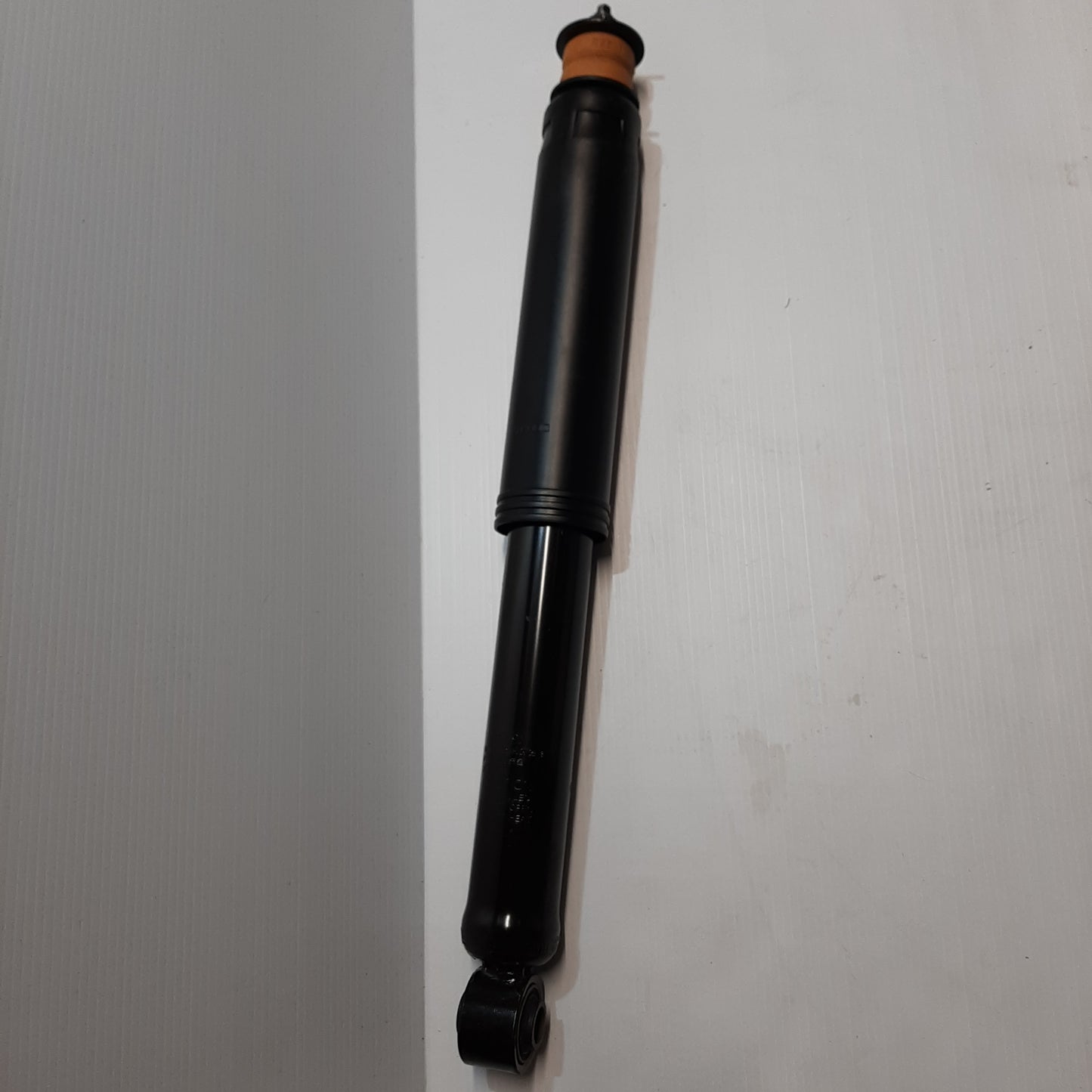 Genuine Rear Shock Absorber - Kia Carinval / Sedona 1999-2005 | 0K55F28700B