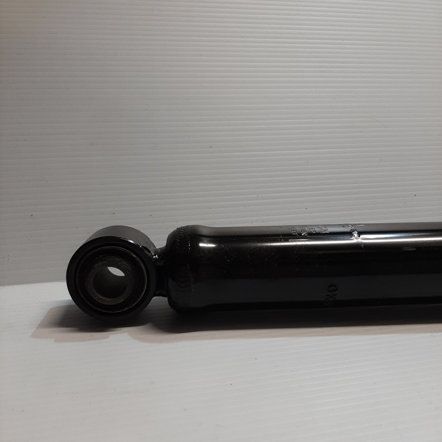 Genuine Rear Shock Absorber - Kia Carinval / Sedona 1999-2005 | 0K55F28700B