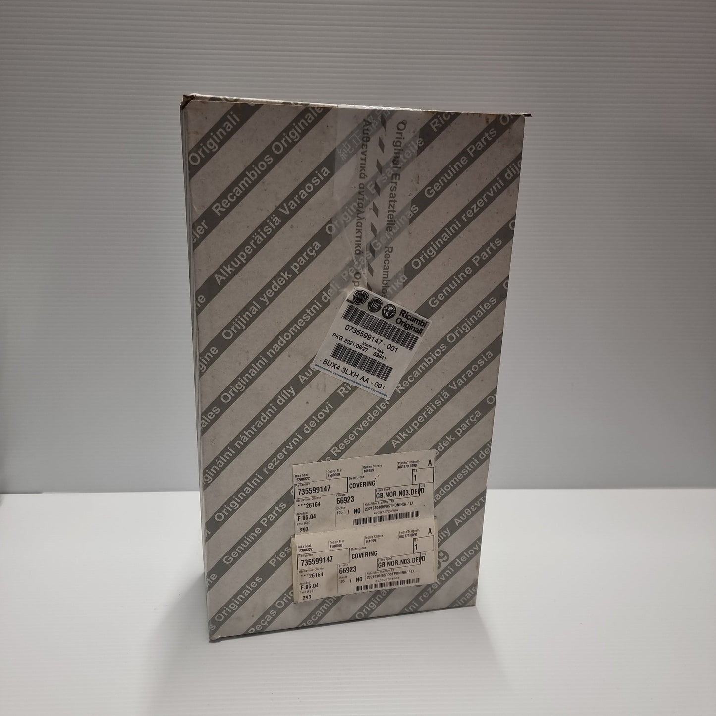 Genuine Fiat Covering | 735599147