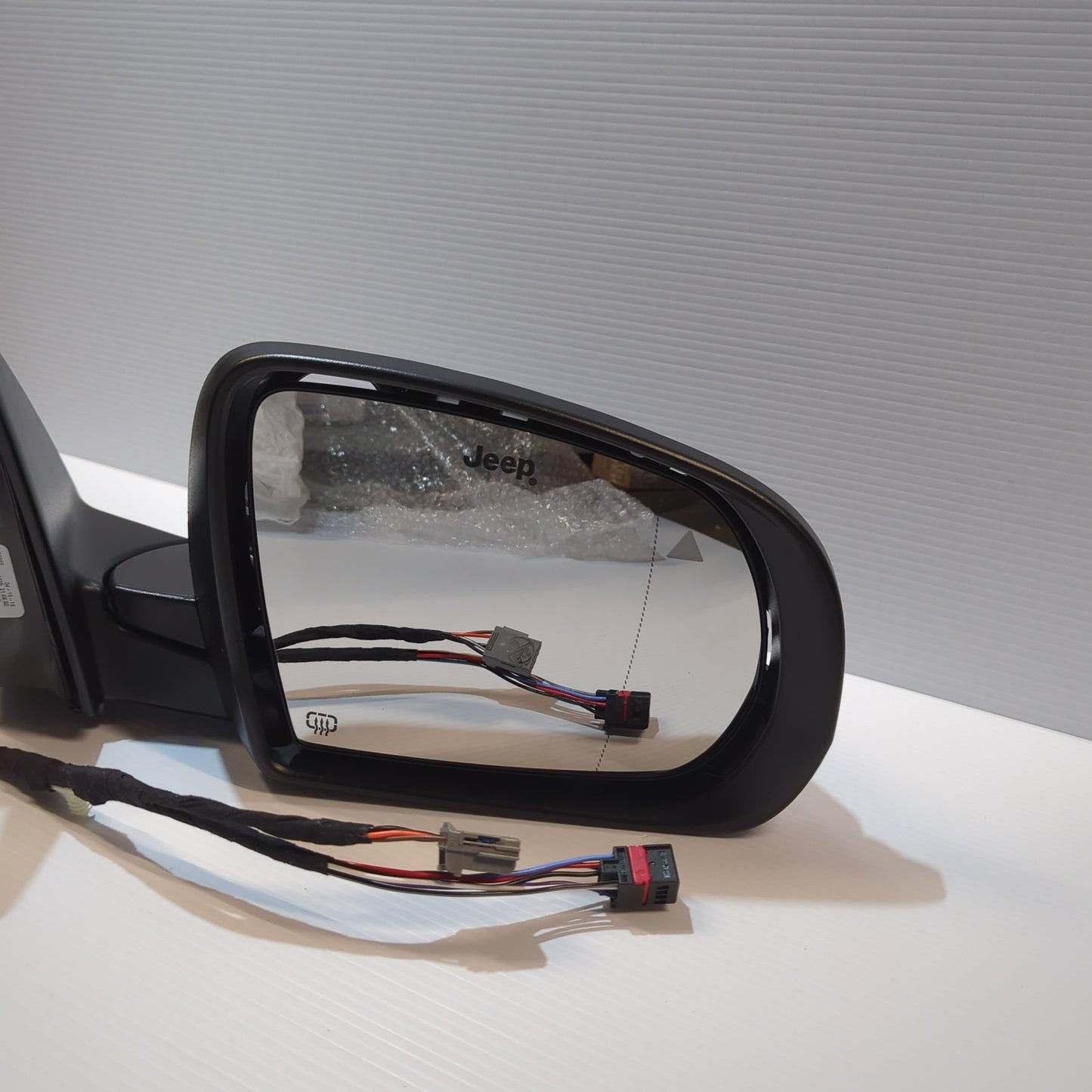 Genuine Right Rear View Mirror - Jeep Compass 2018-2020 | K68365168AA