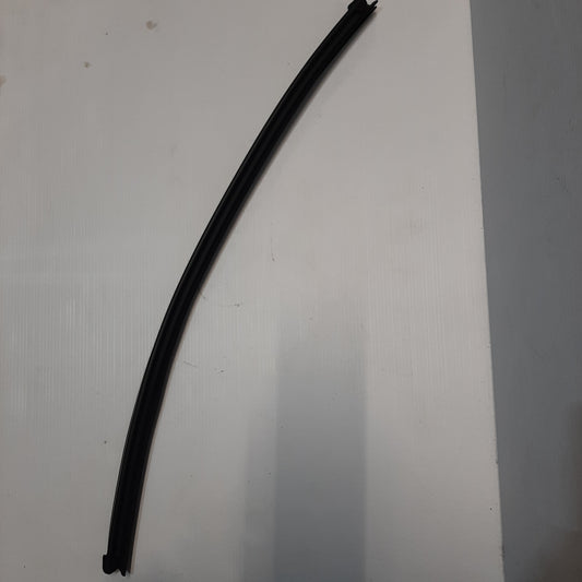 Genuine Rear Right Door Weatherstrip - Kia Sorrento 2009-2014 | 832412P000