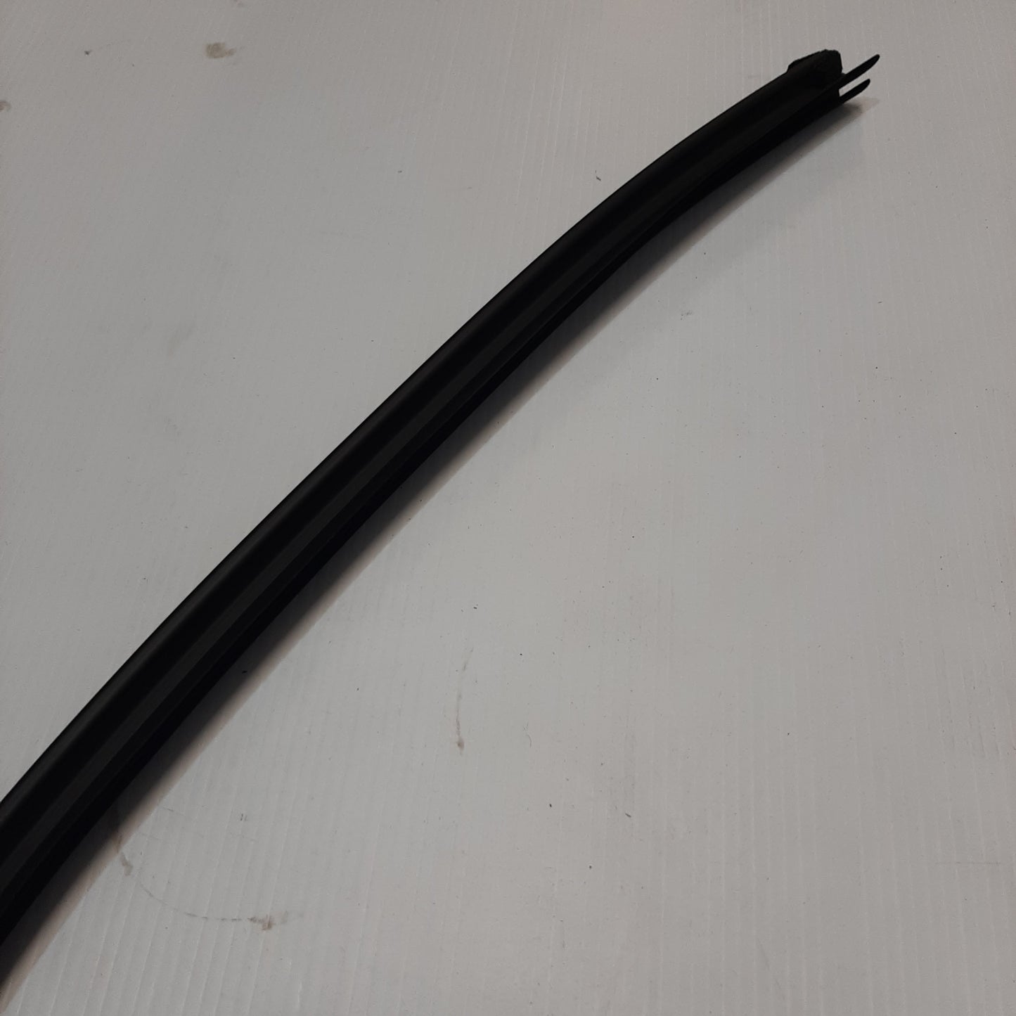 Genuine Rear Right Door Weatherstrip - Kia Sorrento 2009-2014 | 832412P000