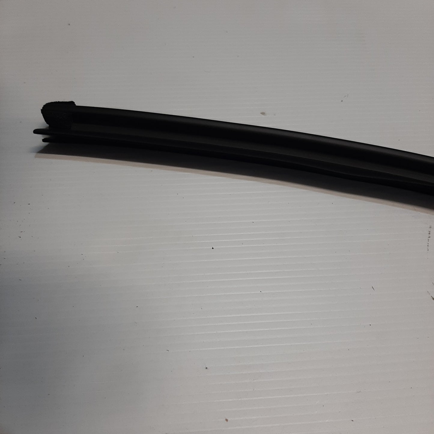 Genuine Rear Right Door Weatherstrip - Kia Sorrento 2009-2014 | 832412P000