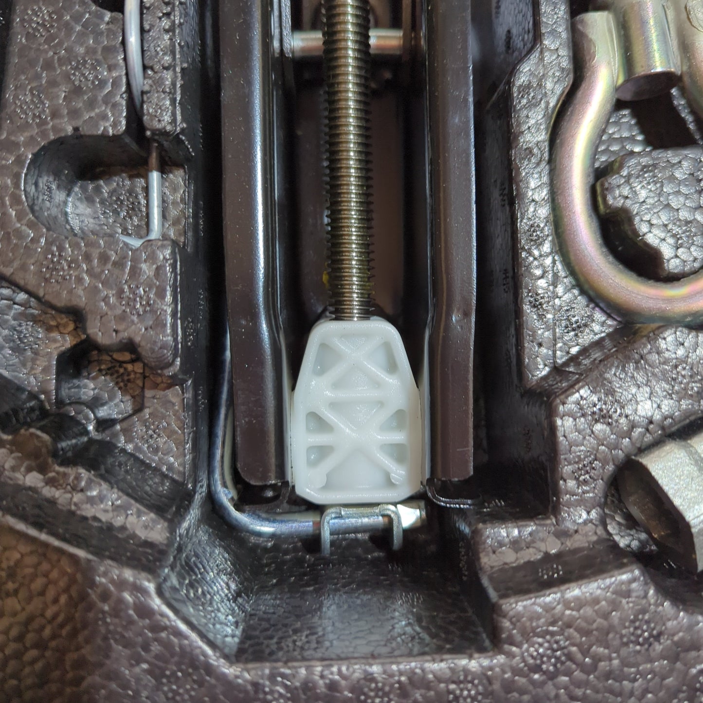 Genuine Spare Wheel Tool Kit - SEAT | 6J0071716A