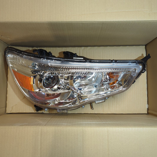 Genuine Mitsubishi Headlamp Assy,Rh | 8301C644