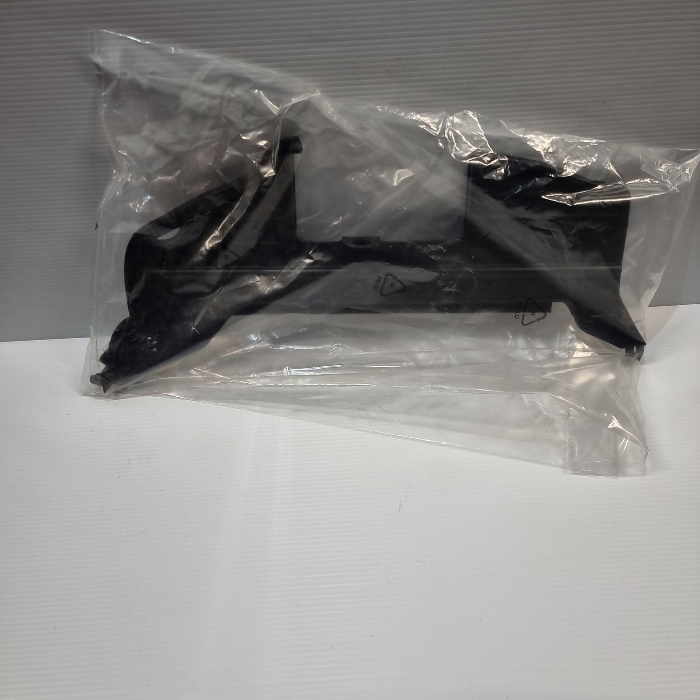 Genuine Peugeot Air Bulkhead | 7104KY
