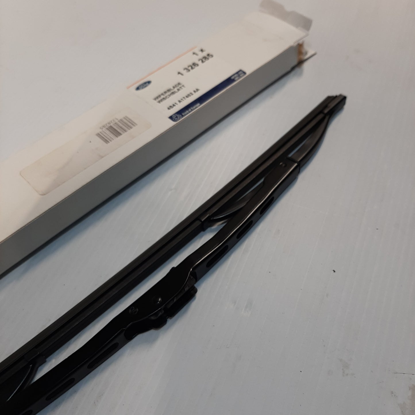 Genuine Rear Wiper Blade - Ford Focus | 1326285