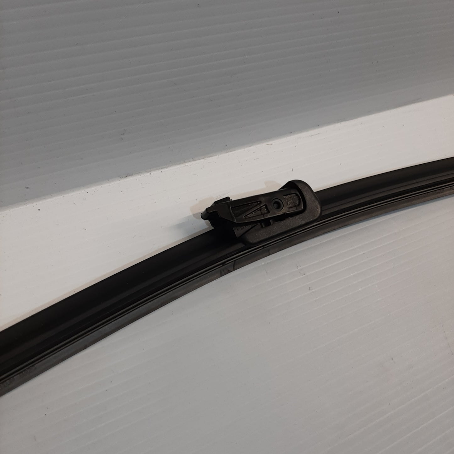 Genuine Left Wiper Blade - Fiat Bravo 2007-2014 | 51843981