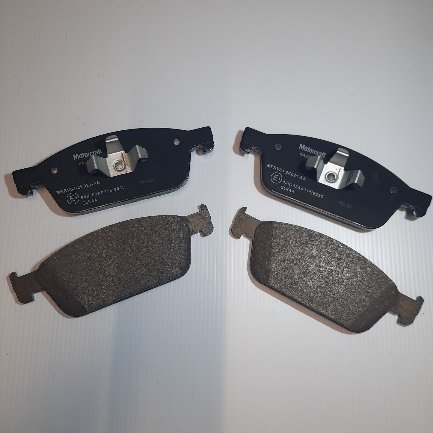 Genuine 16.5" Brake Pad Kit - Ford Focus / Kuga / Transit | 2039733