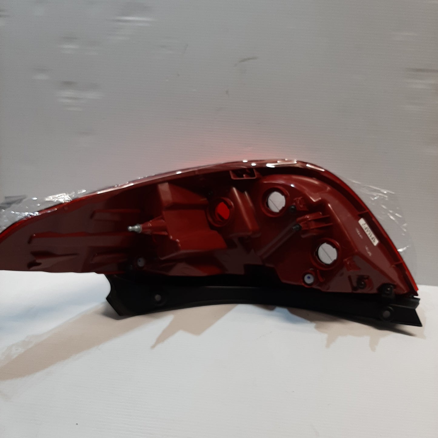 Genuine Rear Left Combination Light - Hyundai i20 2012-2014 | 924101J510