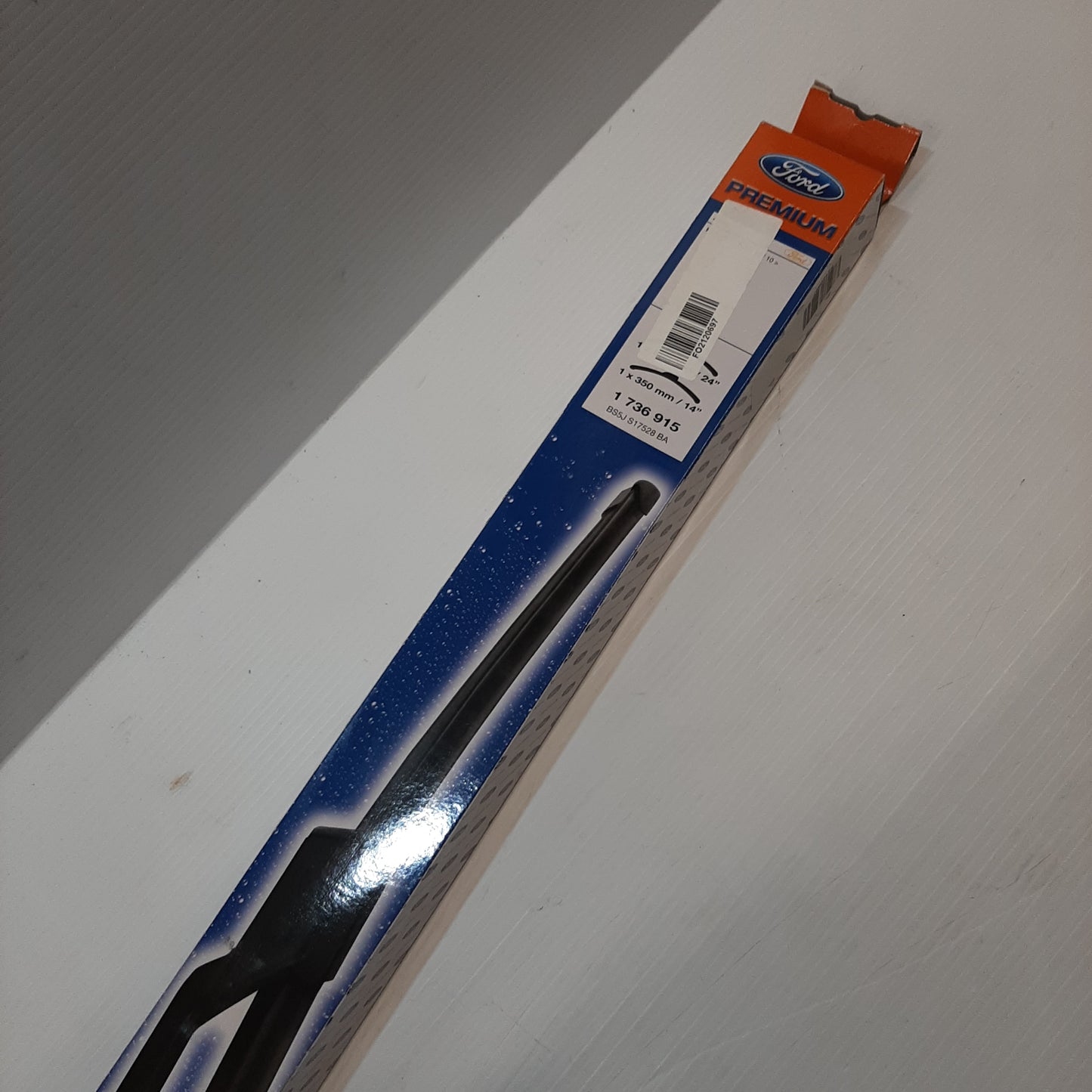 Genuine Front Wiper Blade Set - Ford KA | 2120697
