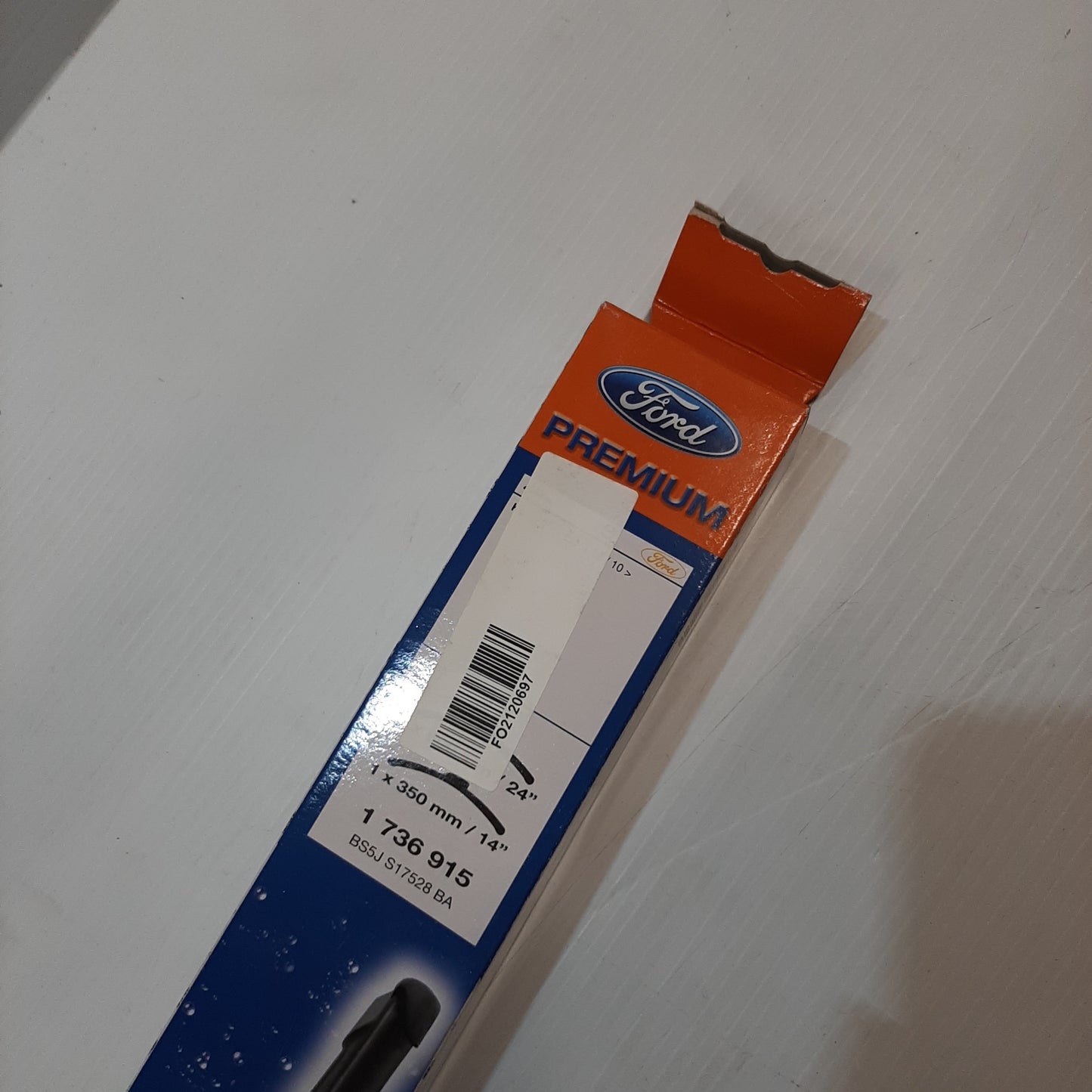 Genuine Front Wiper Blade Set - Ford KA | 2120697