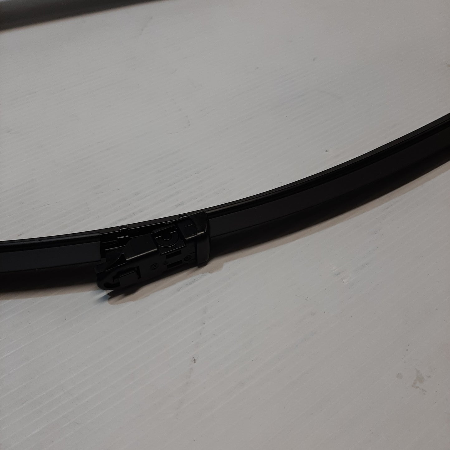 Genuine Fiat Wiper Blade | 50529574