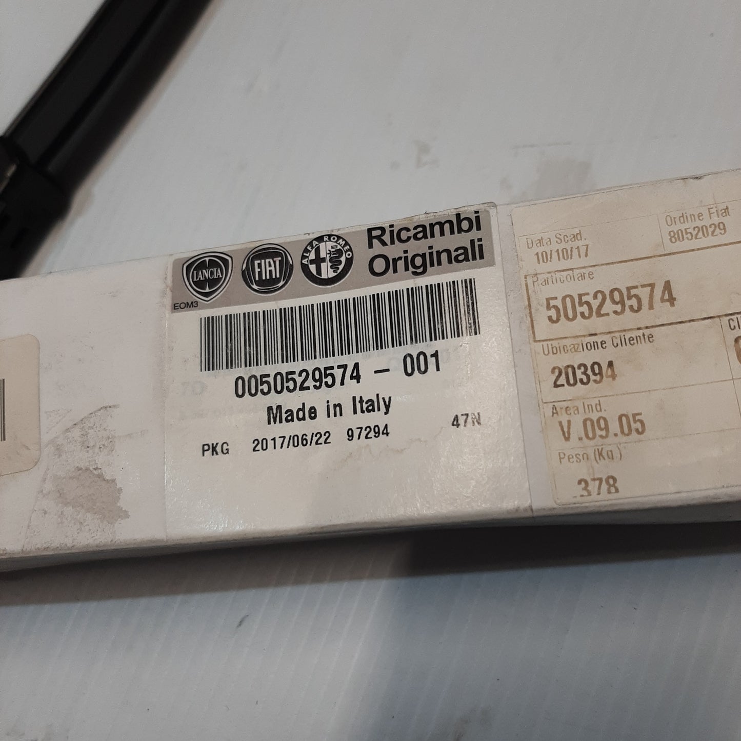 Genuine Fiat Wiper Blade | 50529574