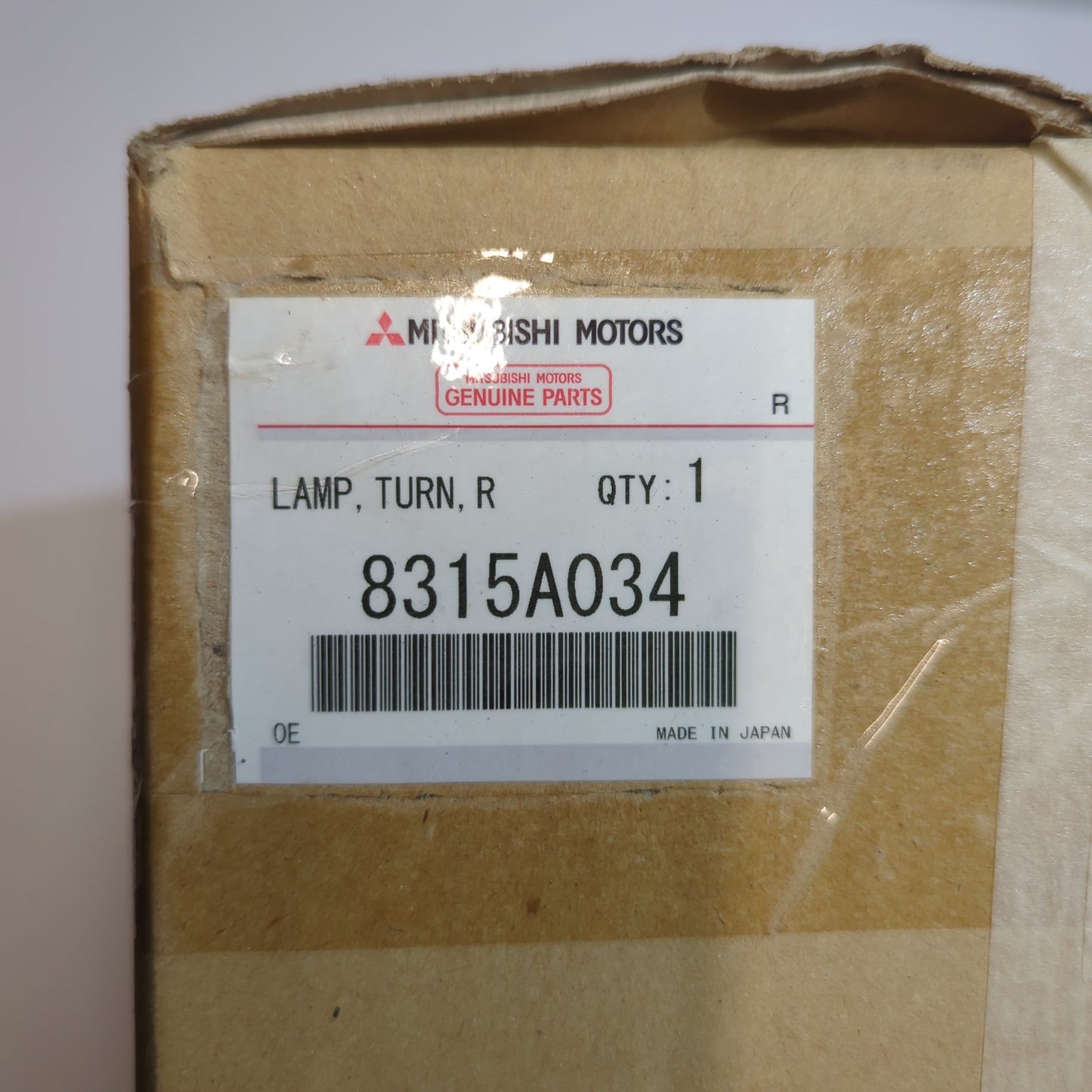 Genuine Front Right Turn Signal Lamp - Mitsubishi Eclipse Cross | 8315A034