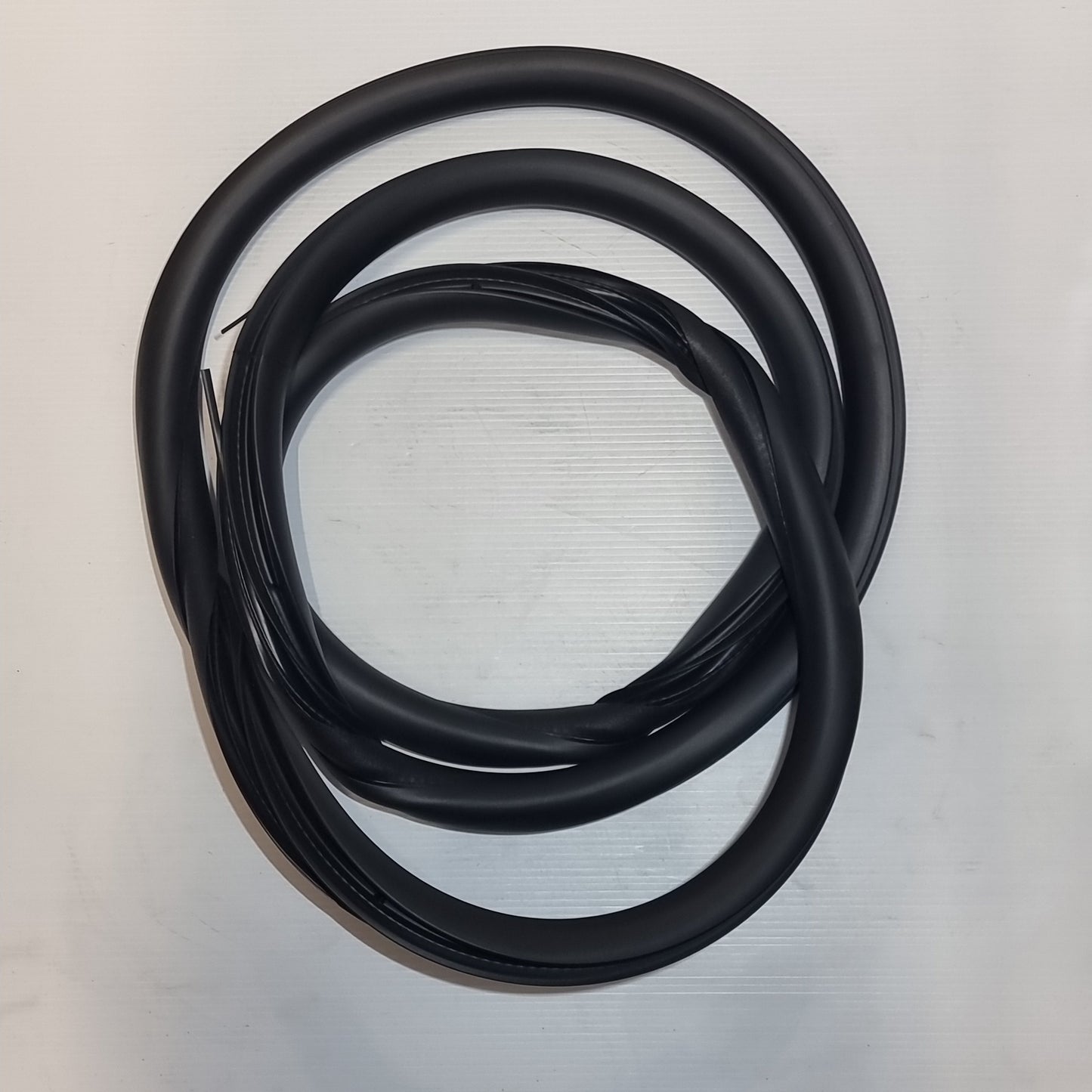 Genuine Peugeot Entry Seal | 9025W7