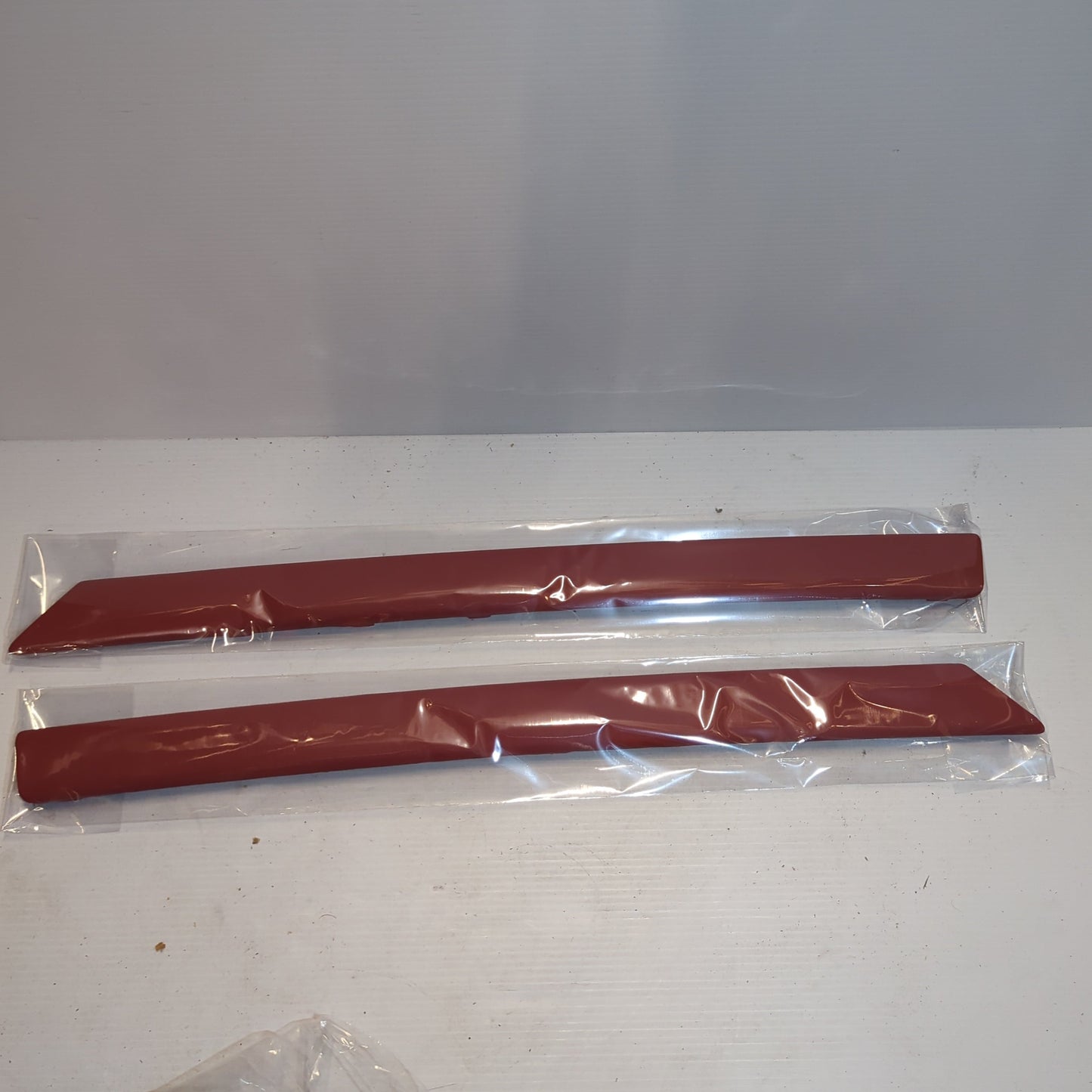 Genuine Red Leather Interior Trim - SEAT Leon 2006-2013 | 1P0064301