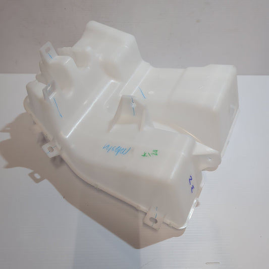 Genuine Windshield Washer Tank - Mitsubishi L200 2015-2018 | 8260A349