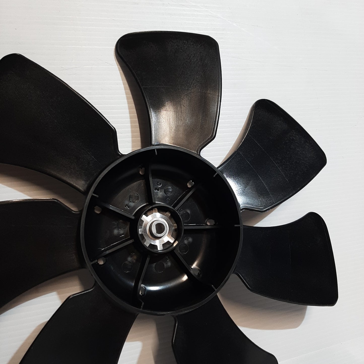 Genuine Mitsubishi Fan | MR312899