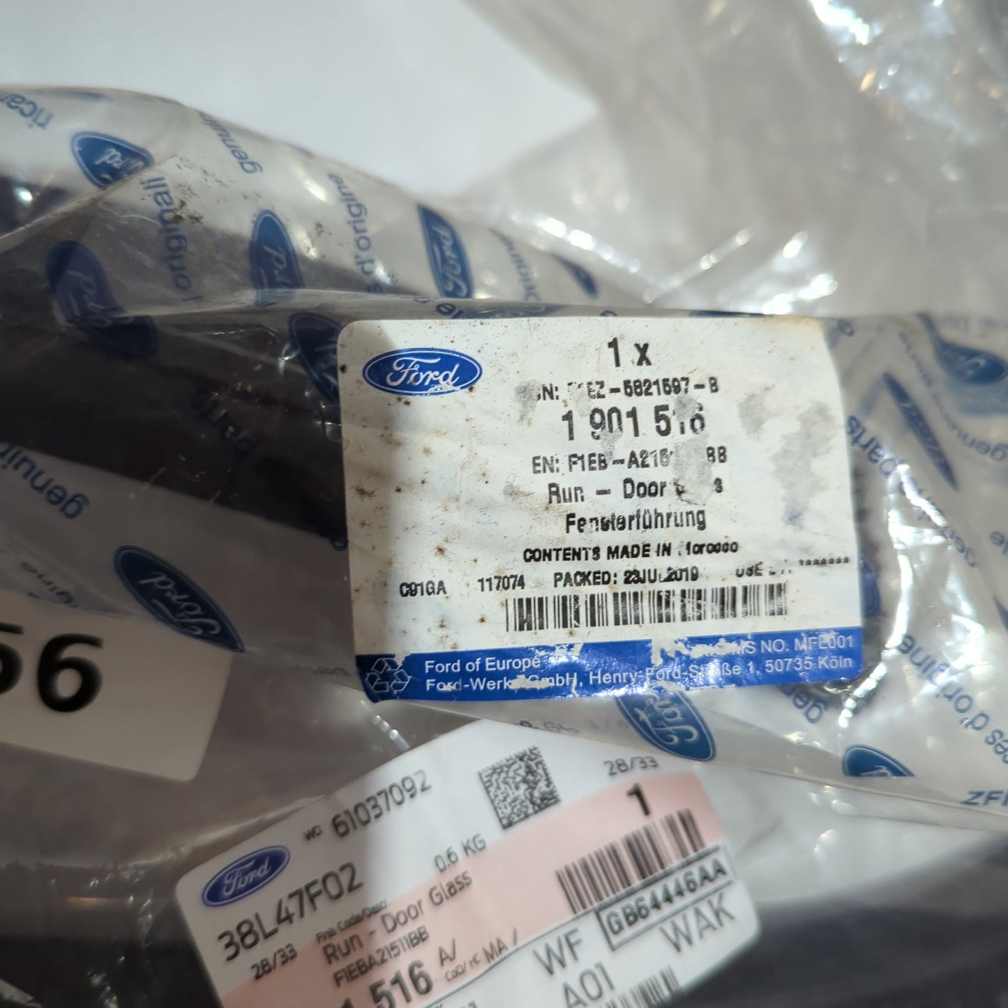 Genuine Left Run Front Door Weatherstrip - Ford Focus 2014-2020 | 1901516