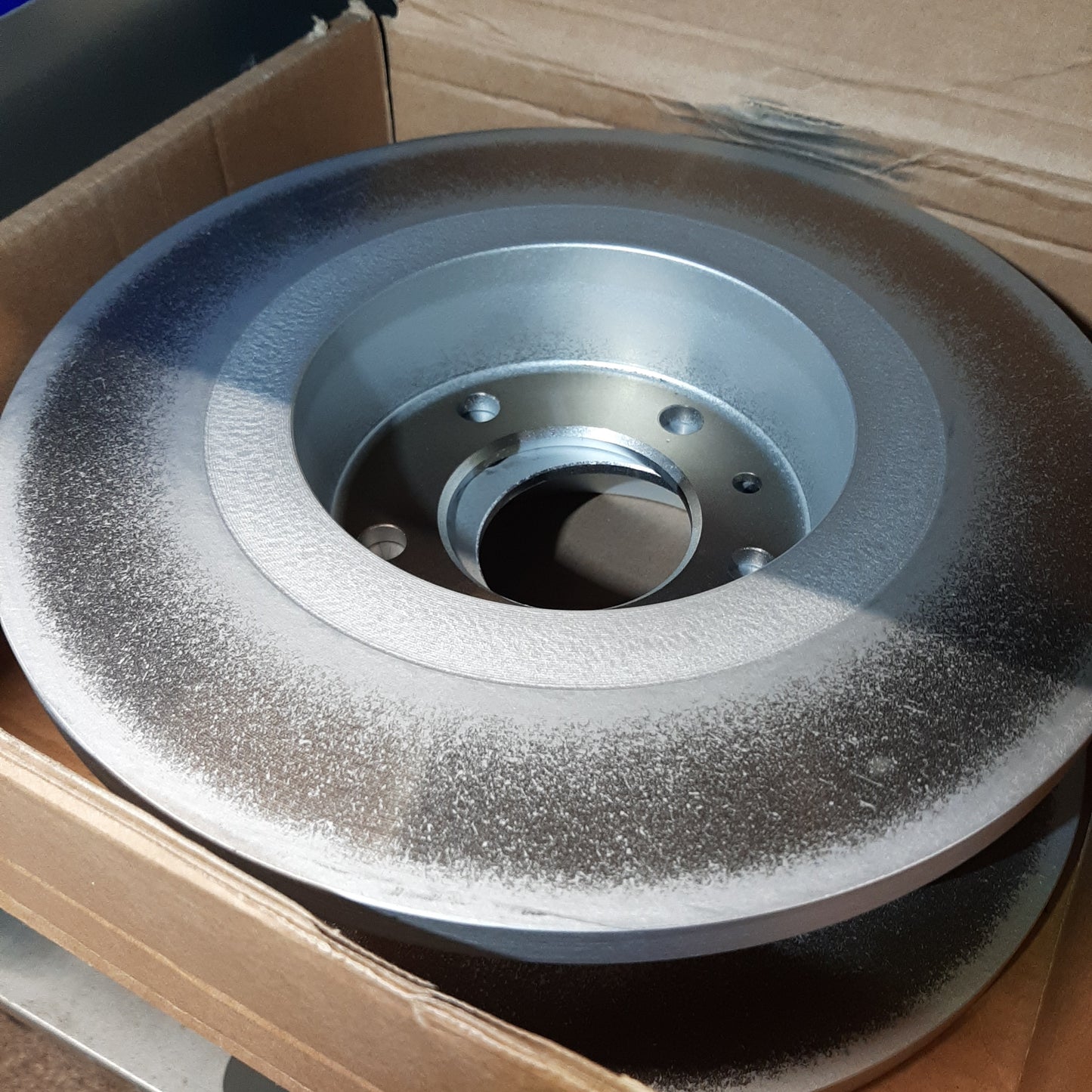 Genuine Toyota 2 Discs Kit Pro | SU001-A1062