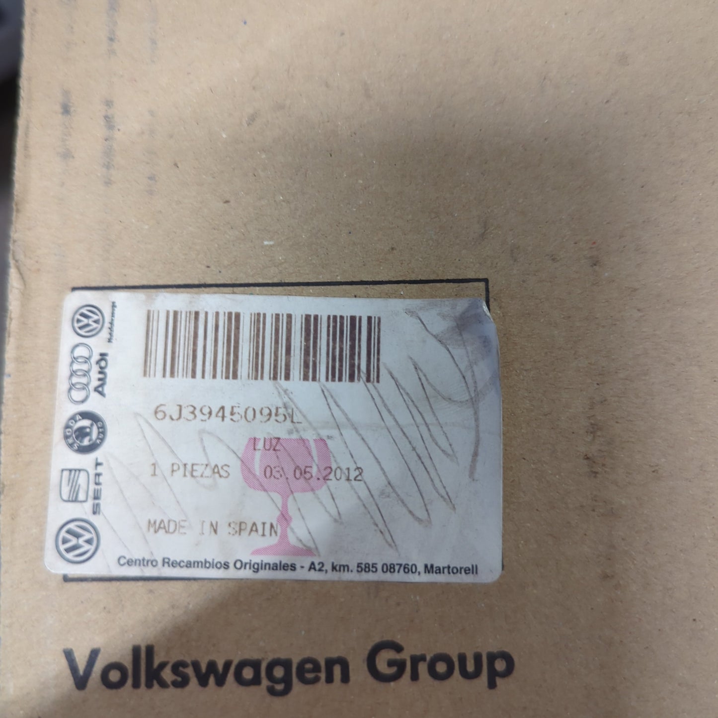 Genuine SEAT Tail Light | 6J3945095L