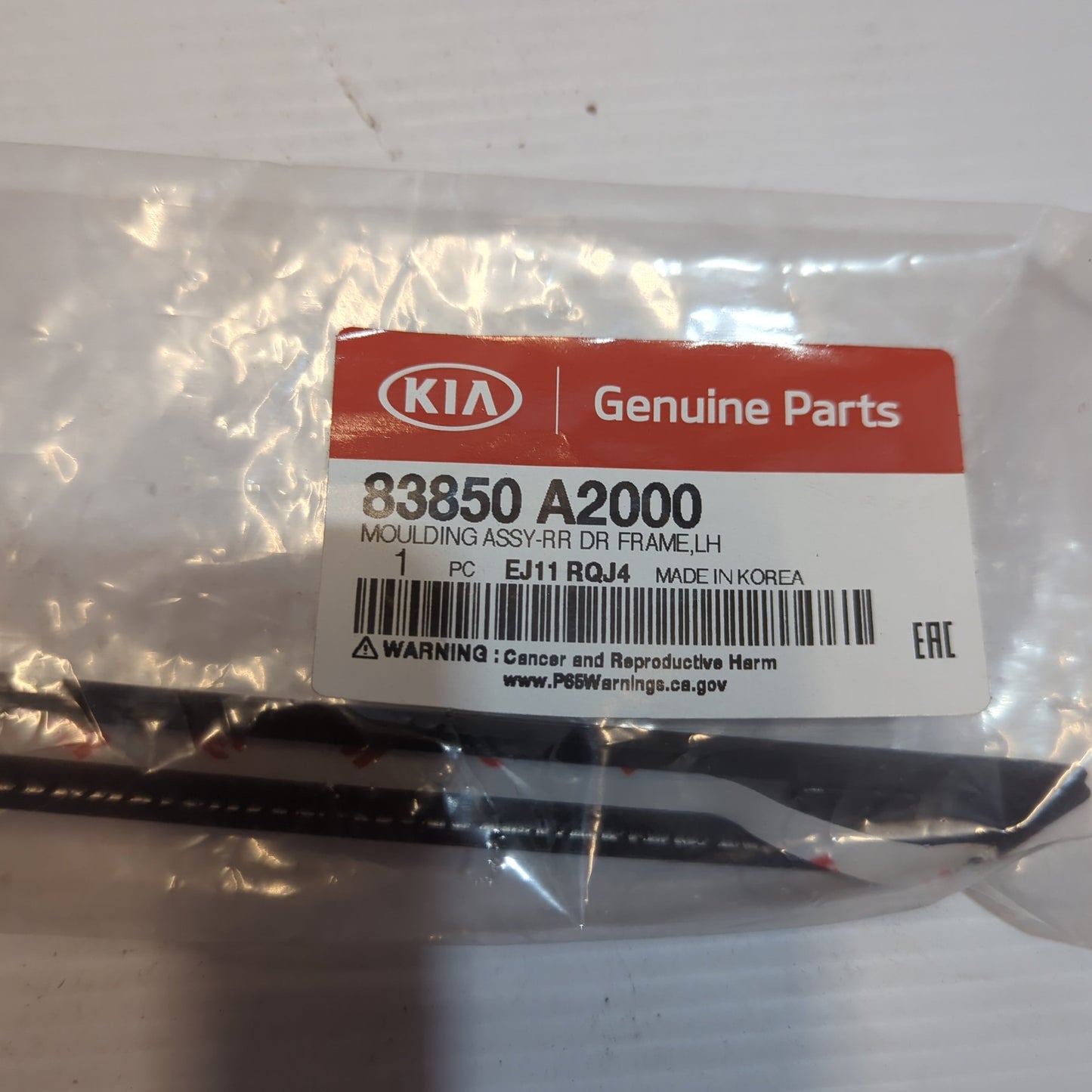 Genuine Kia Moulding Assy-Rr Dr | 83850A2000