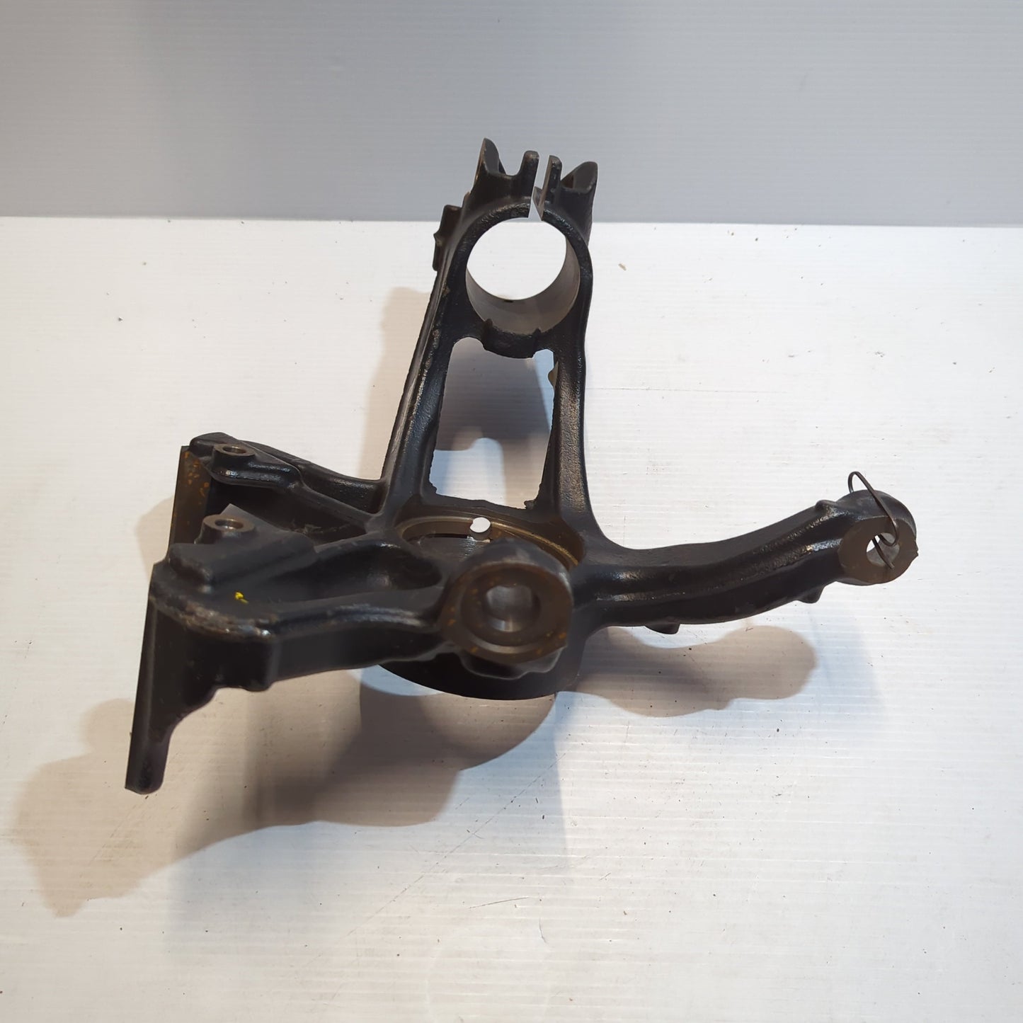 Genuine Front Left Steering Knuckle - SEAT Ibiza / Arona 2017- | 2Q0407255H