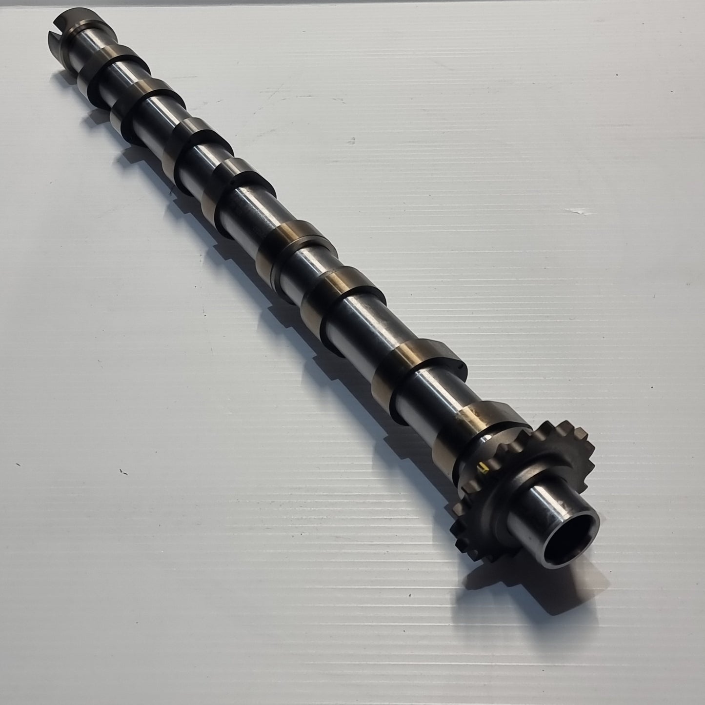 Genuine Ford Camshaft | 1871342