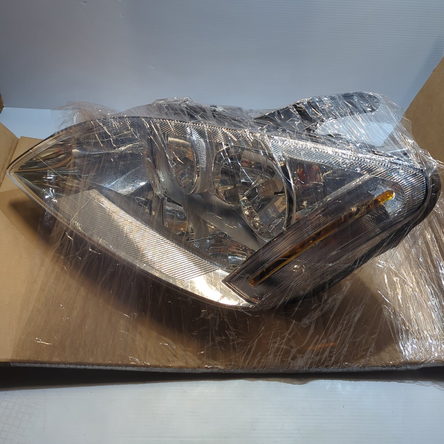 Genuine Ford Housing - Headlamp | 1347462