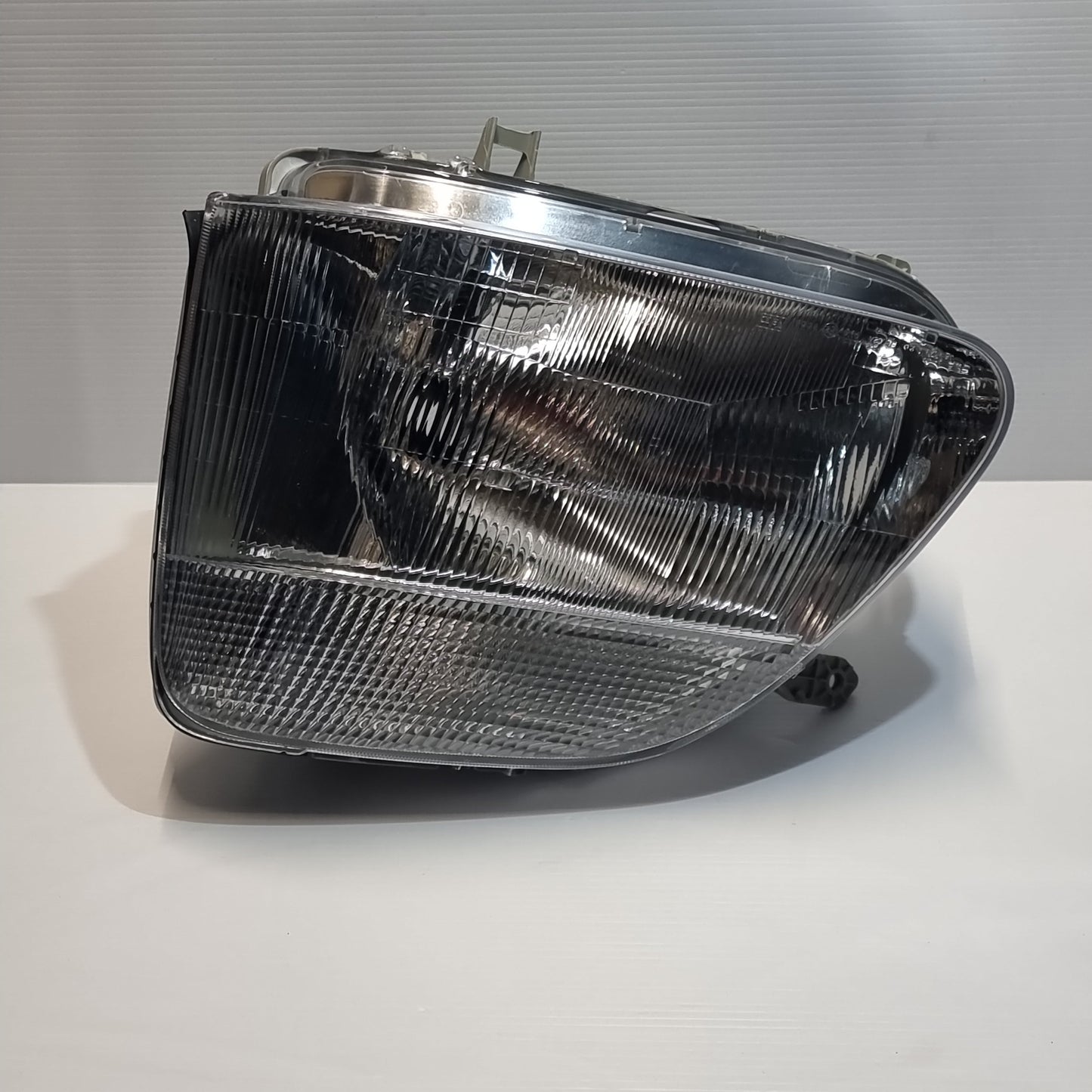 Genuine Suzuki Unit Headlamp Lh | 35321-83E10-000