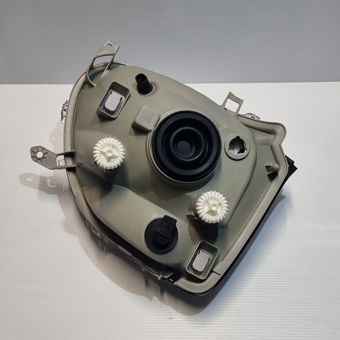 Genuine Suzuki Unit Headlamp Lh | 35321-83E10-000