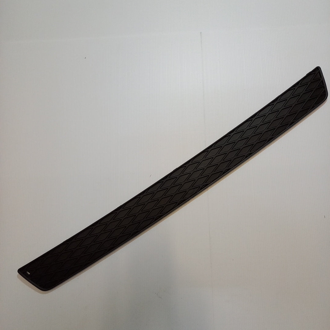 Genuine Rear Bumper Trim Insert - Ford Mondeo 2004-2007 | 1445565