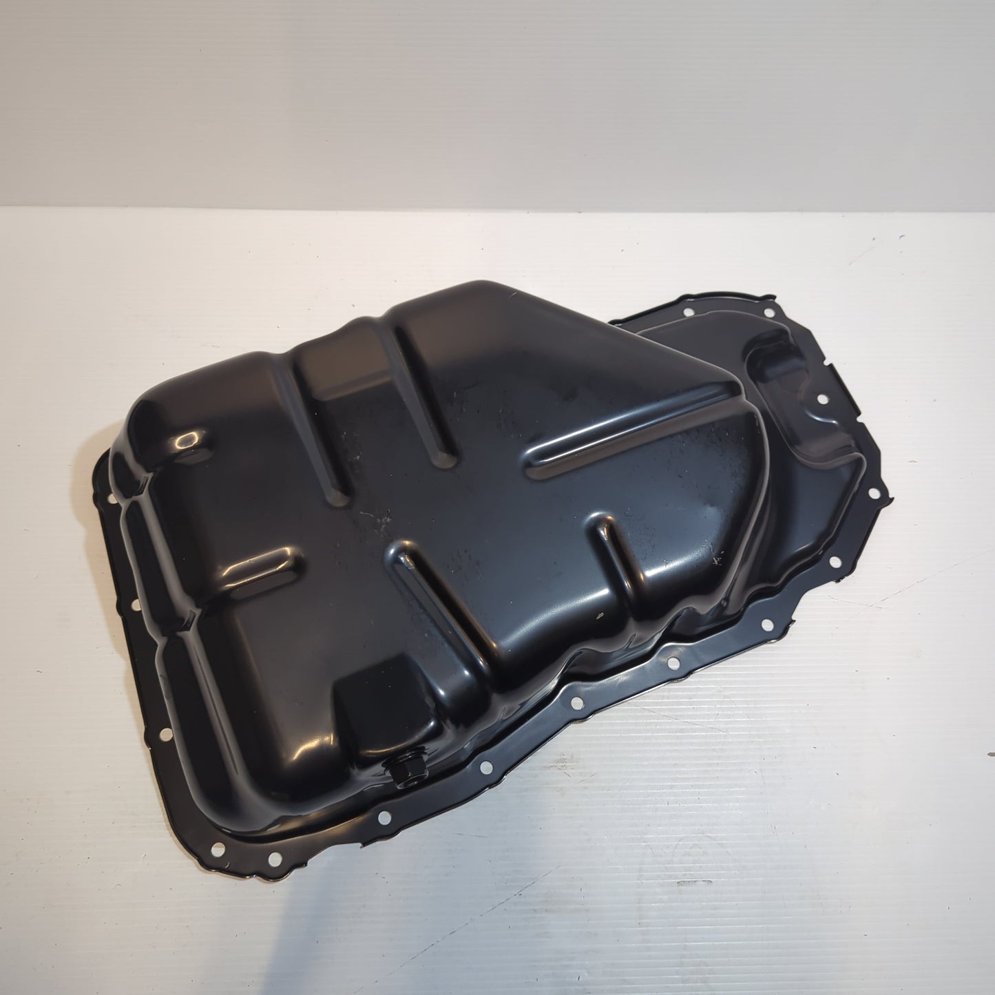 Genuine Mitsubishi Oil Pan,Eng | 1200A682