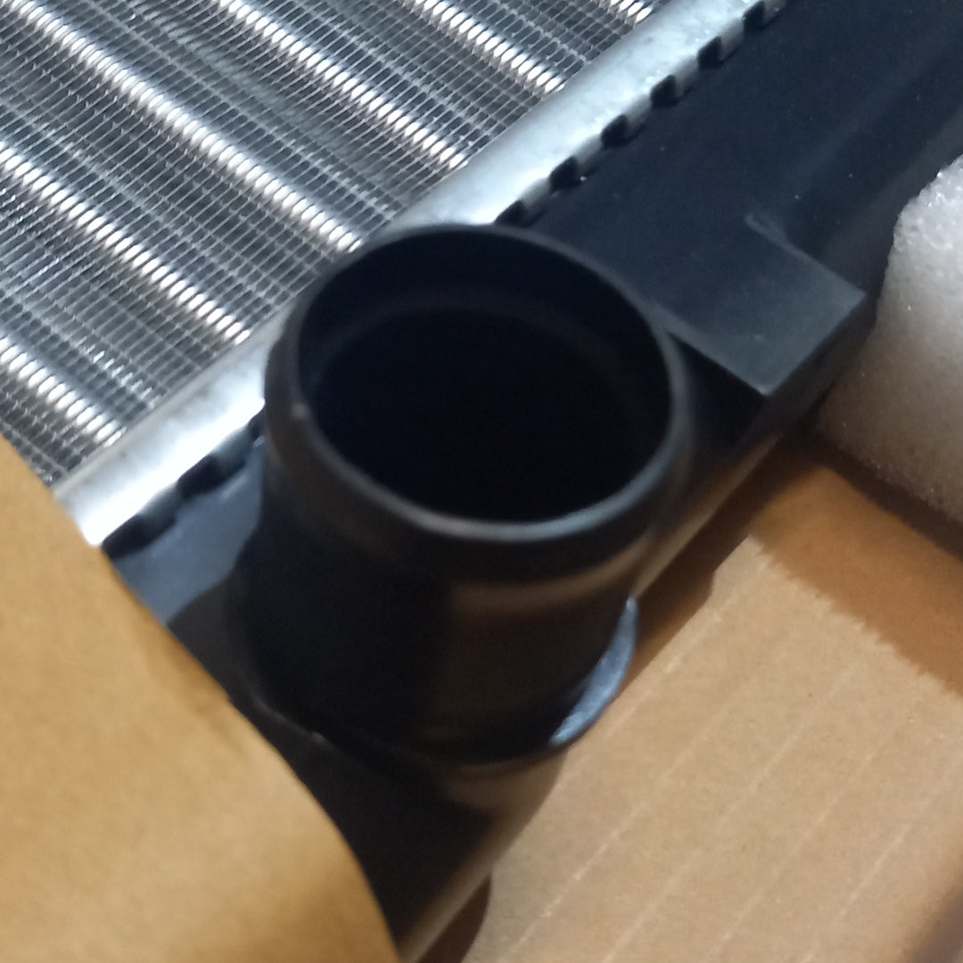 Nissens - Engine Coolant Radiator | 63502