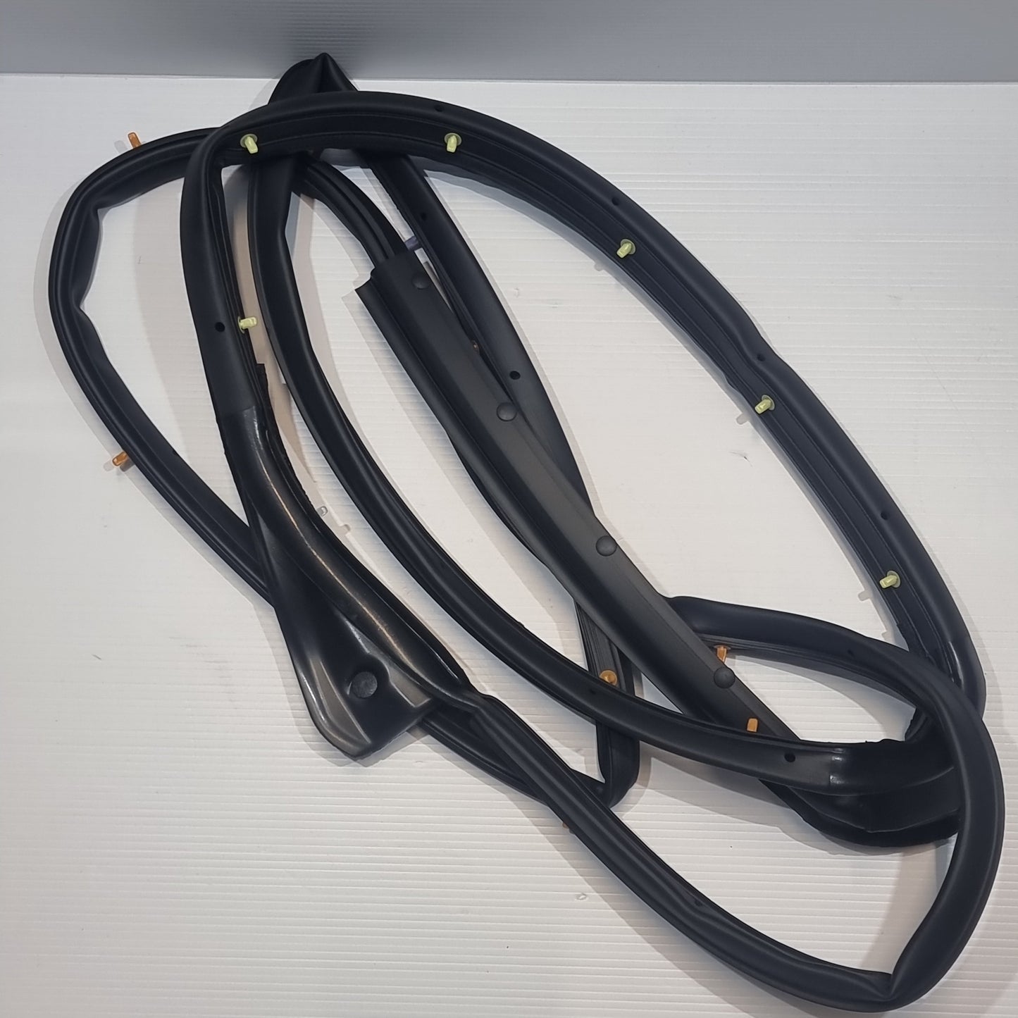 Genuine Mazda Weatherstrip(L) | D09L73760