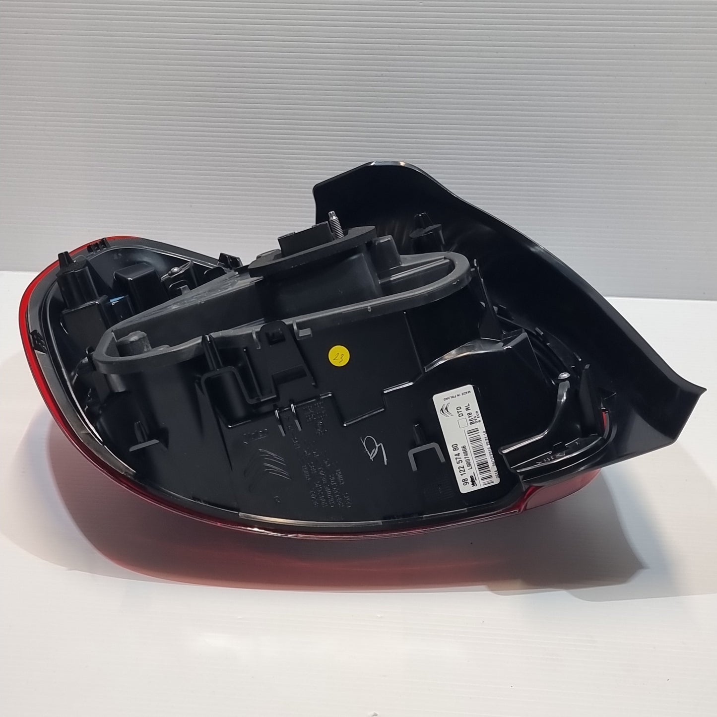 Genuine Peugeot/Citroen Tail-Light- right fitting potion| 9812257480